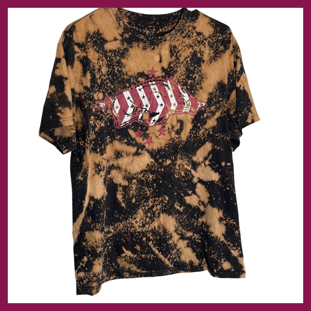 J America Arkansas Razorbacks Acid Wash Bleach Graphic T-Shirt Black Large